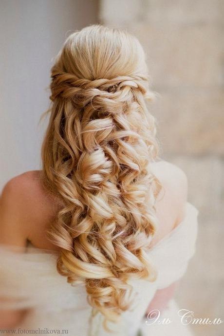 Curls up and down hairstyles curls-up-and-down-hairstyles-35_14