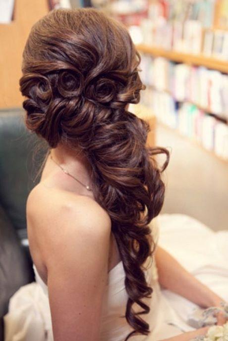 Curly hairstyles half up half down to the side curly-hairstyles-half-up-half-down-to-the-side-19