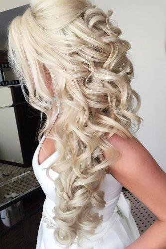 Curly hairstyles half up half down to the side curly-hairstyles-half-up-half-down-to-the-side-19_19