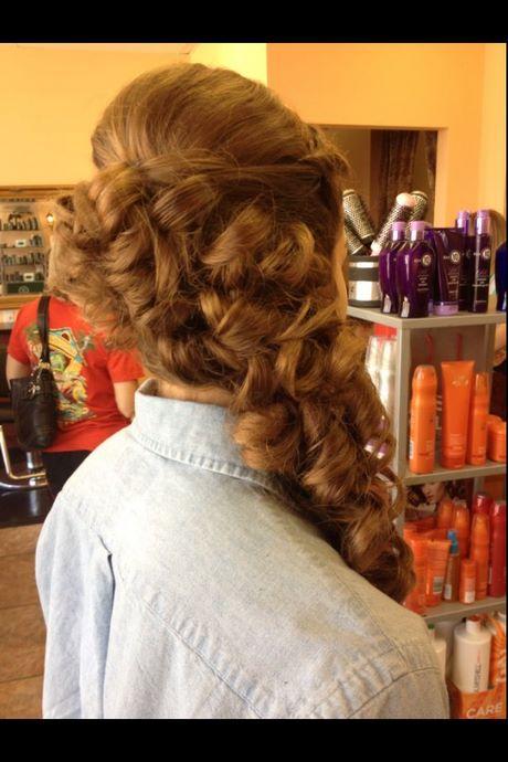 Curly hairstyles half up half down to the side curly-hairstyles-half-up-half-down-to-the-side-19_7