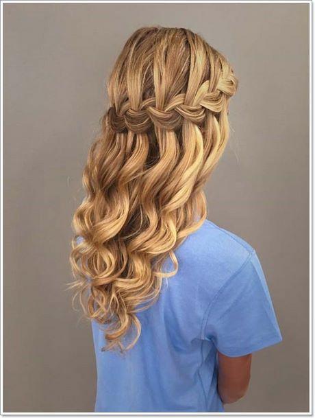 Curly hairstyles half up half down with braid curly-hairstyles-half-up-half-down-with-braid-35_8
