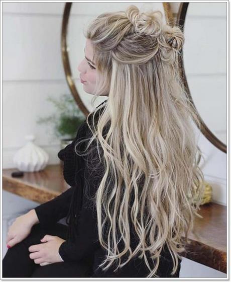 Cute and easy half up hairstyles cute-and-easy-half-up-hairstyles-80_19