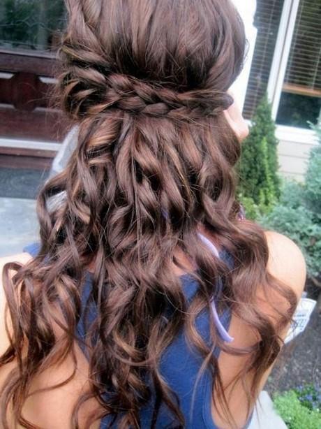 Cute half up half down hairstyles for long hair cute-half-up-half-down-hairstyles-for-long-hair-76_9