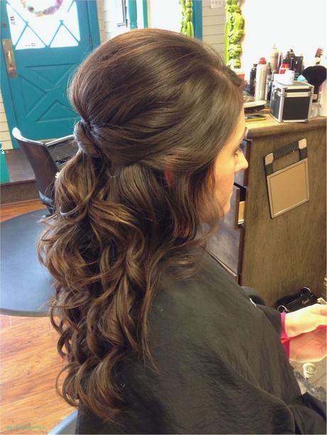 Easy partial updos for long hair easy-partial-updos-for-long-hair-87