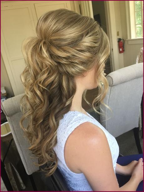 Easy prom hairstyles half up half down easy-prom-hairstyles-half-up-half-down-19_9