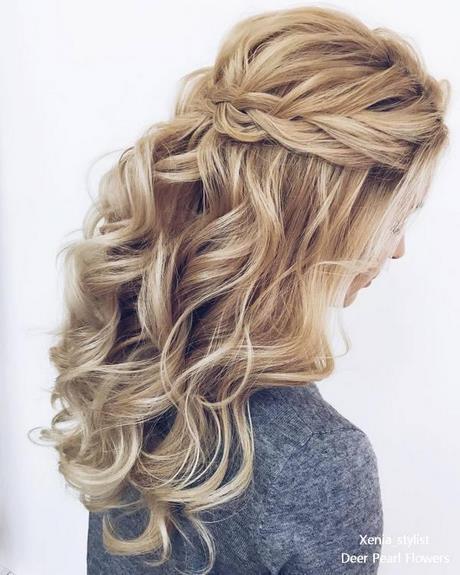 Hairstyles for homecoming down hairstyles-for-homecoming-down-40