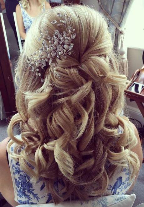 Hairstyles half up and half down for a wedding hairstyles-half-up-and-half-down-for-a-wedding-68_8