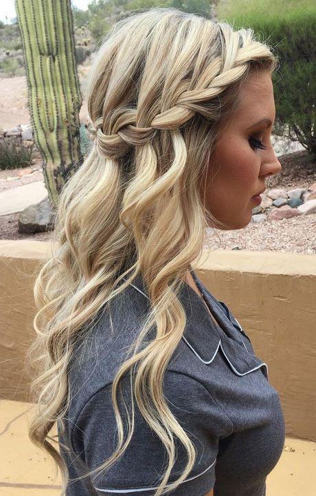 Half up braided prom hairstyles half-up-braided-prom-hairstyles-49_16