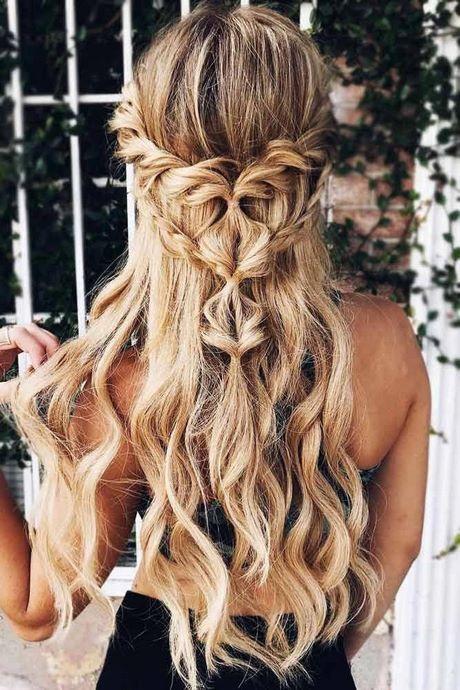 Half up braided prom hairstyles half-up-braided-prom-hairstyles-49_4