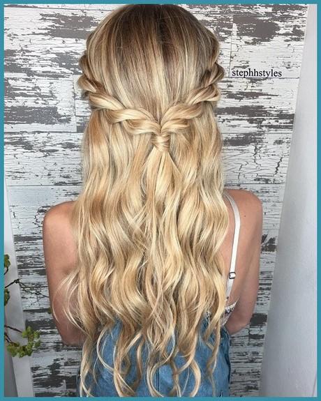 Half up down prom hairstyles half-up-down-prom-hairstyles-49_16