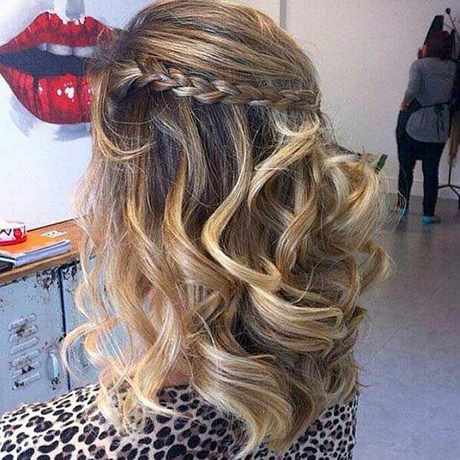 Half up half down curly hairstyles for medium length hair half-up-half-down-curly-hairstyles-for-medium-length-hair-34_3