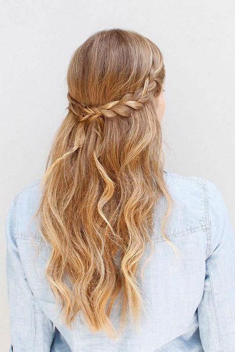 Half up half down hairstyles for girls half-up-half-down-hairstyles-for-girls-76_3
