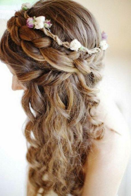 Half up half down hairstyles for long curly hair half-up-half-down-hairstyles-for-long-curly-hair-82_9