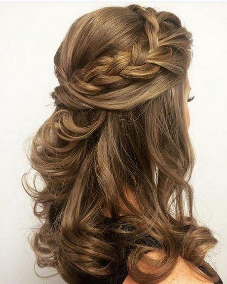 Half up half down wedding hairstyles for medium hair half-up-half-down-wedding-hairstyles-for-medium-hair-23_11