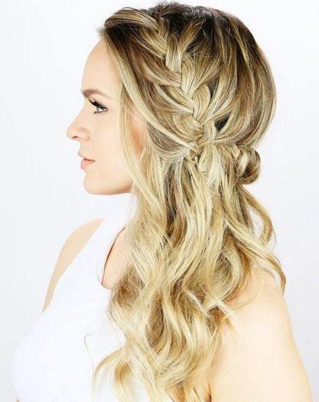 Half up half down wedding hairstyles for medium hair half-up-half-down-wedding-hairstyles-for-medium-hair-23_14