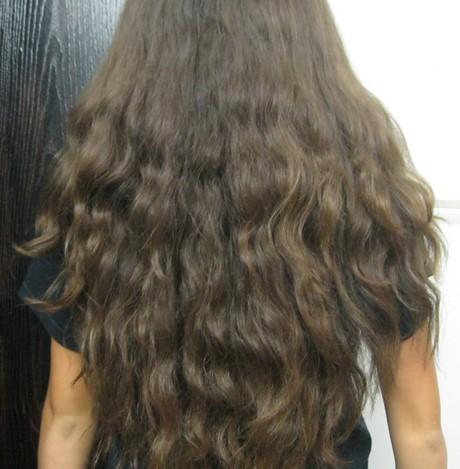 Layer cut for medium wavy hair layer-cut-for-medium-wavy-hair-10