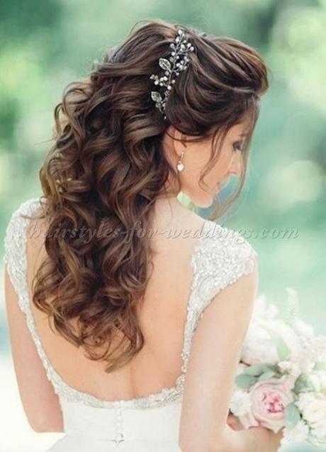 Long curly half up hairstyles long-curly-half-up-hairstyles-17_4