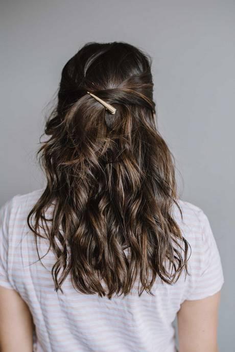 Quick half up hairstyles quick-half-up-hairstyles-72_5