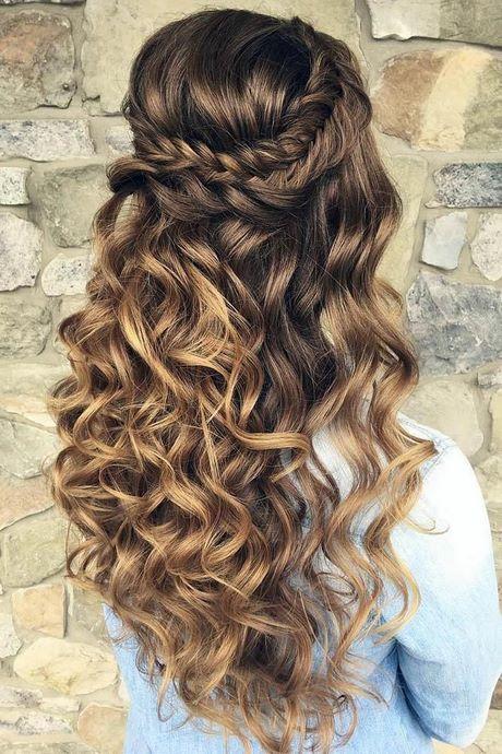 Wedding hairstyles for long curly hair half up half down wedding-hairstyles-for-long-curly-hair-half-up-half-down-12_2