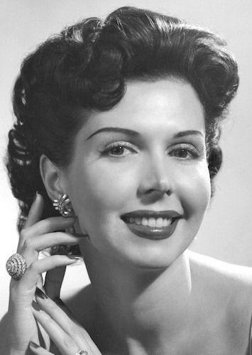 Womens hairstyles in the 50s womens-hairstyles-in-the-50s-25_6