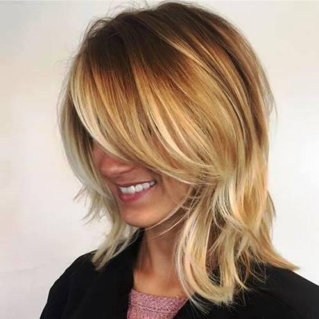 Womens mid length layered hairstyles womens-mid-length-layered-hairstyles-85_13