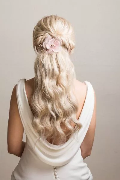 Bridesmaid hairstyles for long hair down bridesmaid-hairstyles-for-long-hair-down-91_8-15-15