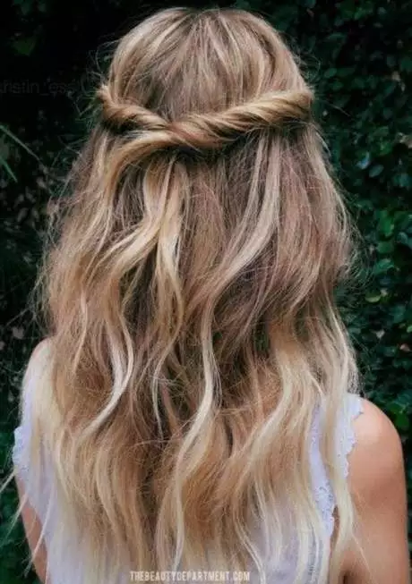 Casual half up hairstyles casual-half-up-hairstyles-96_7-15-15