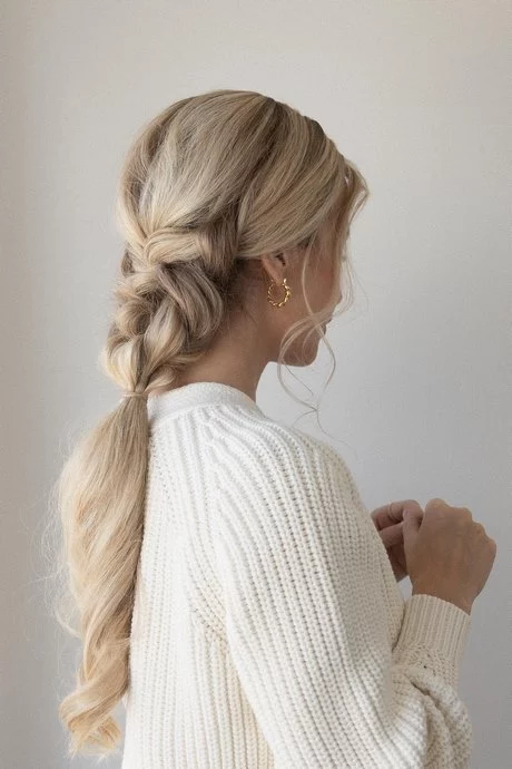 Cool hairstyles that are easy to do cool-hairstyles-that-are-easy-to-do-09-1-1