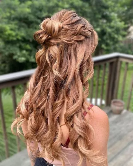 Cute half up half down hairstyles for prom cute-half-up-half-down-hairstyles-for-prom-64_13-7-7