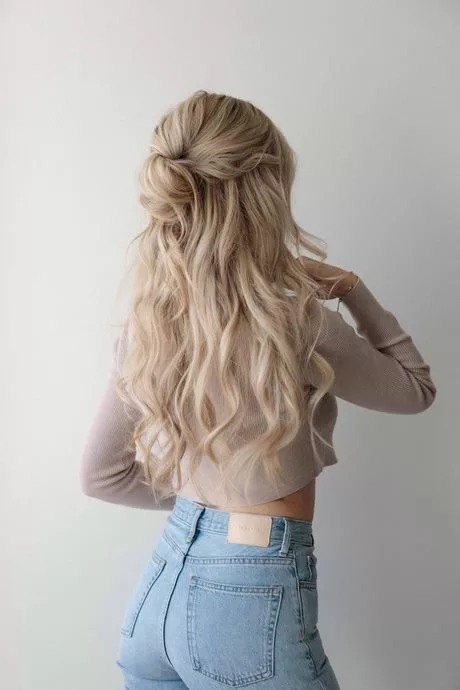 Cute half up half down hairstyles for prom cute-half-up-half-down-hairstyles-for-prom-64_4-10-10