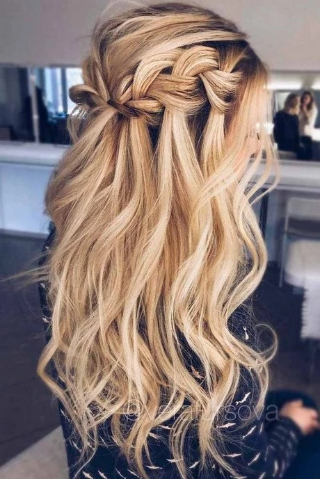 Half up braided hair half-up-braided-hair-50_13-5-5