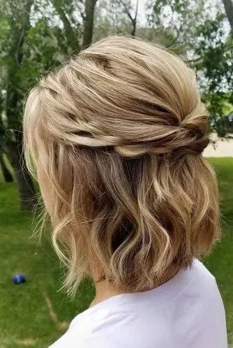 Half up half down wedding hairstyles for medium length hair half-up-half-down-wedding-hairstyles-for-medium-length-hair-93-1-1