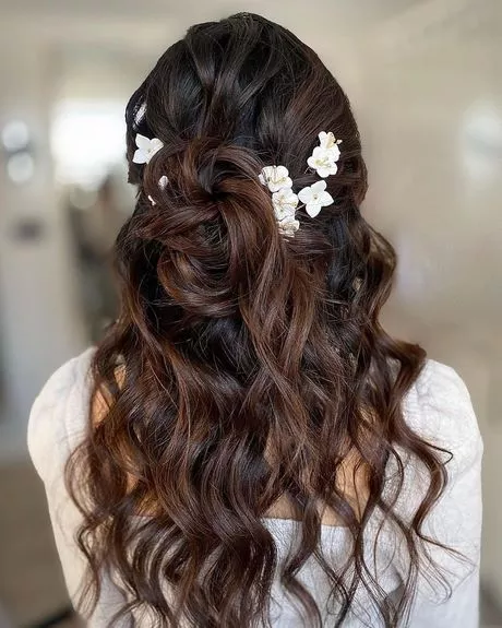 Half up half down wedding hairstyles for medium length hair half-up-half-down-wedding-hairstyles-for-medium-length-hair-93_6-15-15
