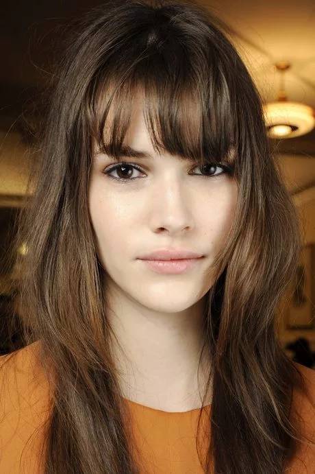 Long layered hairstyles with fringe long-layered-hairstyles-with-fringe-12_18-12-12