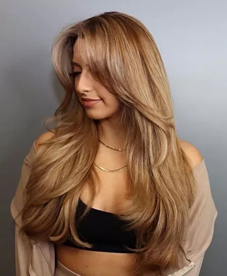 Mid length hair with long layers mid-length-hair-with-long-layers-69_3-9-9