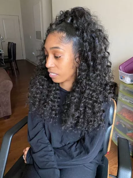 Natural curly weave hairstyles natural-curly-weave-hairstyles-04_11-4-4