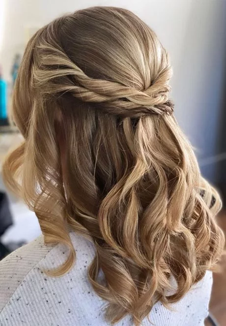 Prom hairstyles for short hair half up half down prom-hairstyles-for-short-hair-half-up-half-down-74_7-16-16