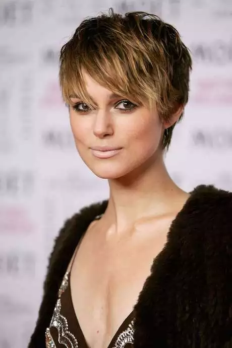 Short hairstyles for fine hair and round face short-hairstyles-for-fine-hair-and-round-face-13_3-13-13