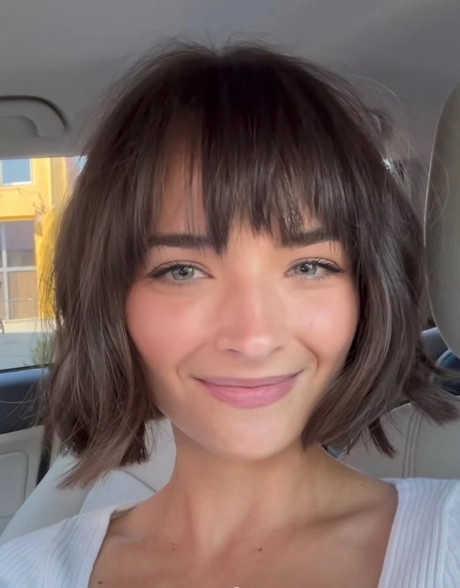Short hairstyles with bangs for fine hair short-hairstyles-with-bangs-for-fine-hair-25-1-1