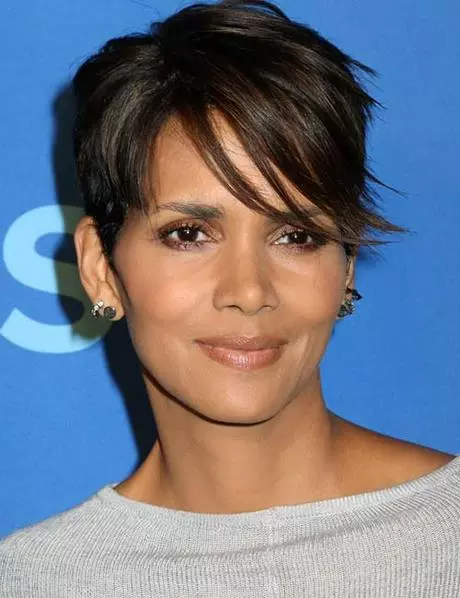 Short hairstyles with side bangs short-hairstyles-with-side-bangs-57_14-6-6