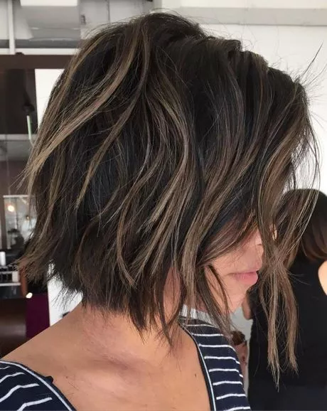 Shoulder length hair with short layers shoulder-length-hair-with-short-layers-45_7-16-16