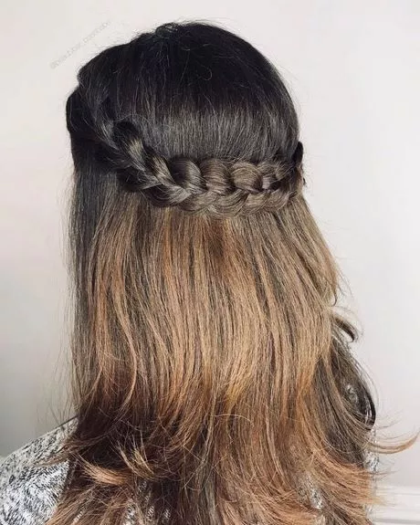 Simple and beautiful hairstyle simple-and-beautiful-hairstyle-73_10-3-3
