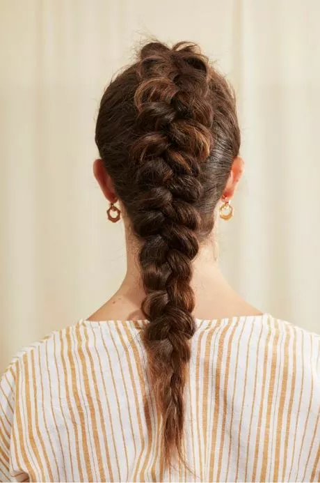 Simple hairstyle for girl at home simple-hairstyle-for-girl-at-home-05_15-7-7