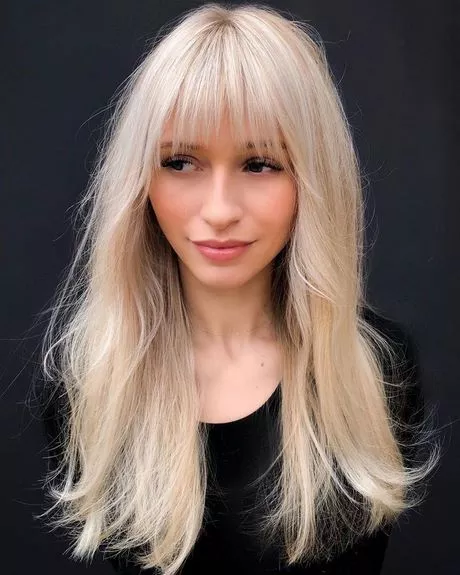 Straight hair with bangs hairstyles straight-hair-with-bangs-hairstyles-67_17-10-10