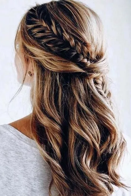 Wedding hairstyles half up half down with braid wedding-hairstyles-half-up-half-down-with-braid-57_11-4
