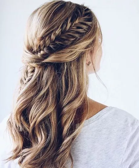 Wedding hairstyles half up half down with braid wedding-hairstyles-half-up-half-down-with-braid-57_5-13