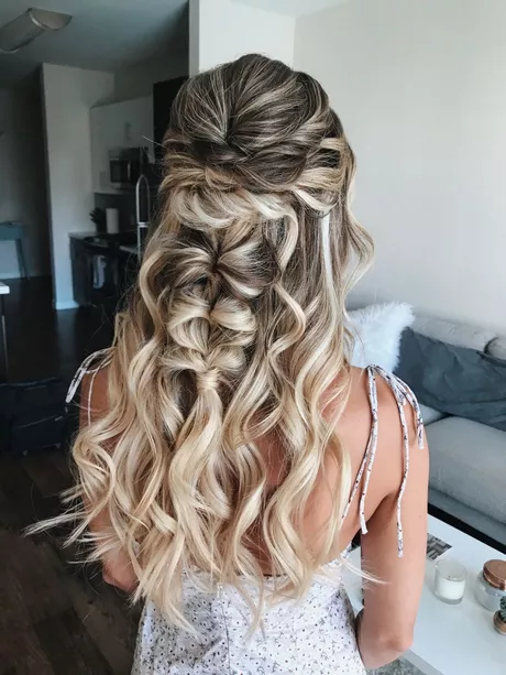 Wedding hairstyles half up half down with braid wedding-hairstyles-half-up-half-down-with-braid-57_8-16
