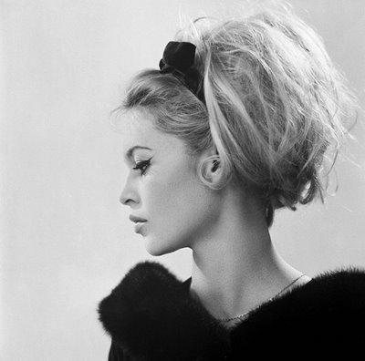 Hairstyles of the 60s hairstyles-of-the-60s-54_20