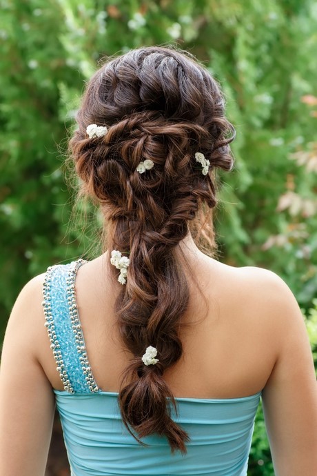 Bridesmaid hairstyle ideas bridesmaid-hairstyle-ideas-85_14