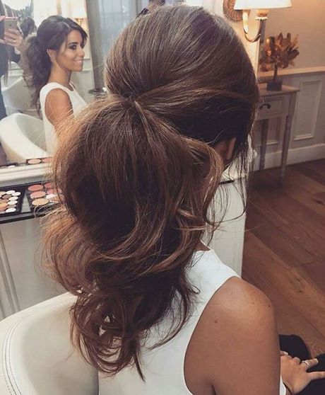 Bridesmaid ponytail hairstyles bridesmaid-ponytail-hairstyles-36_4